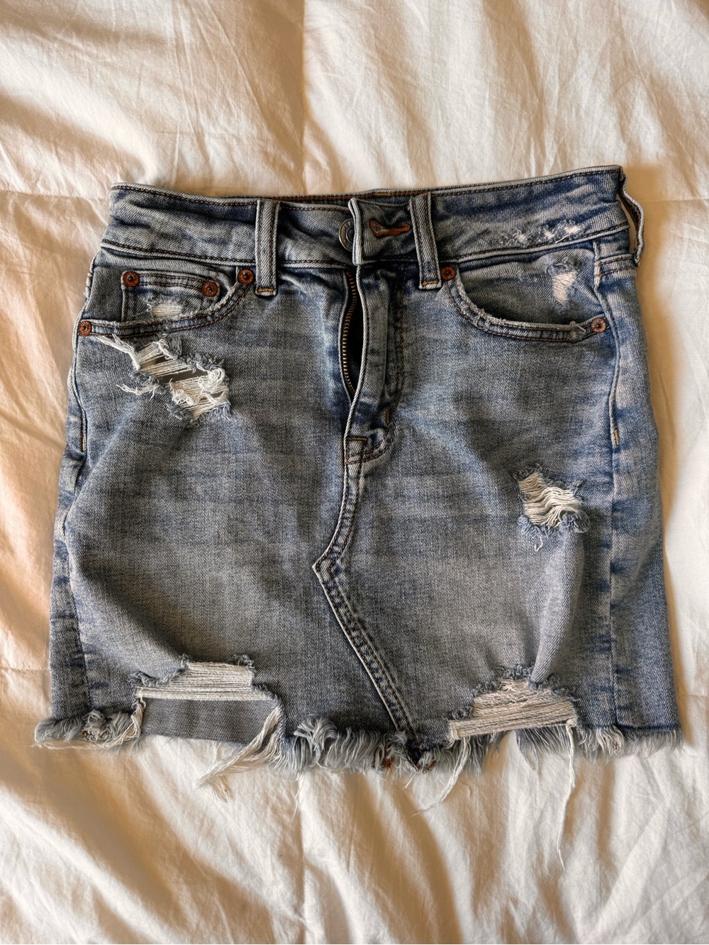 American Eagle Size 0 Distressed Denim Mini Skirt